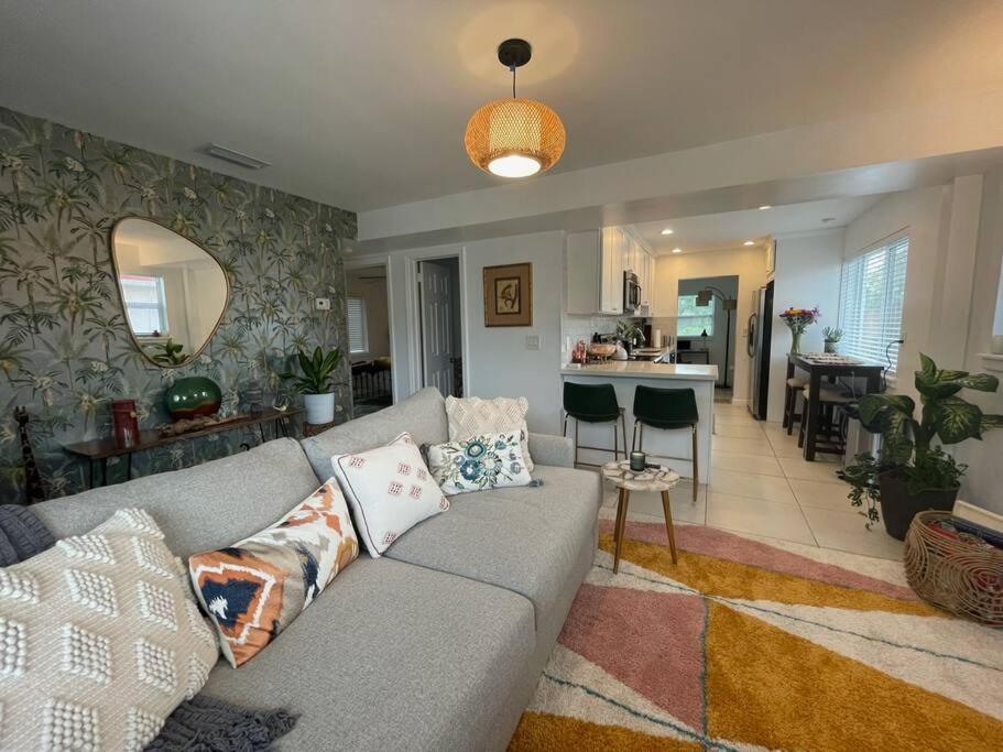 Jungle Cottage With Luxury Pool, Hot Tub And More! Lake Worth Beach Exteriör bild